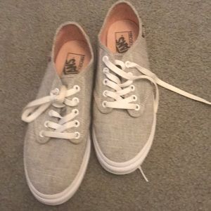 Vans size 9 women’s